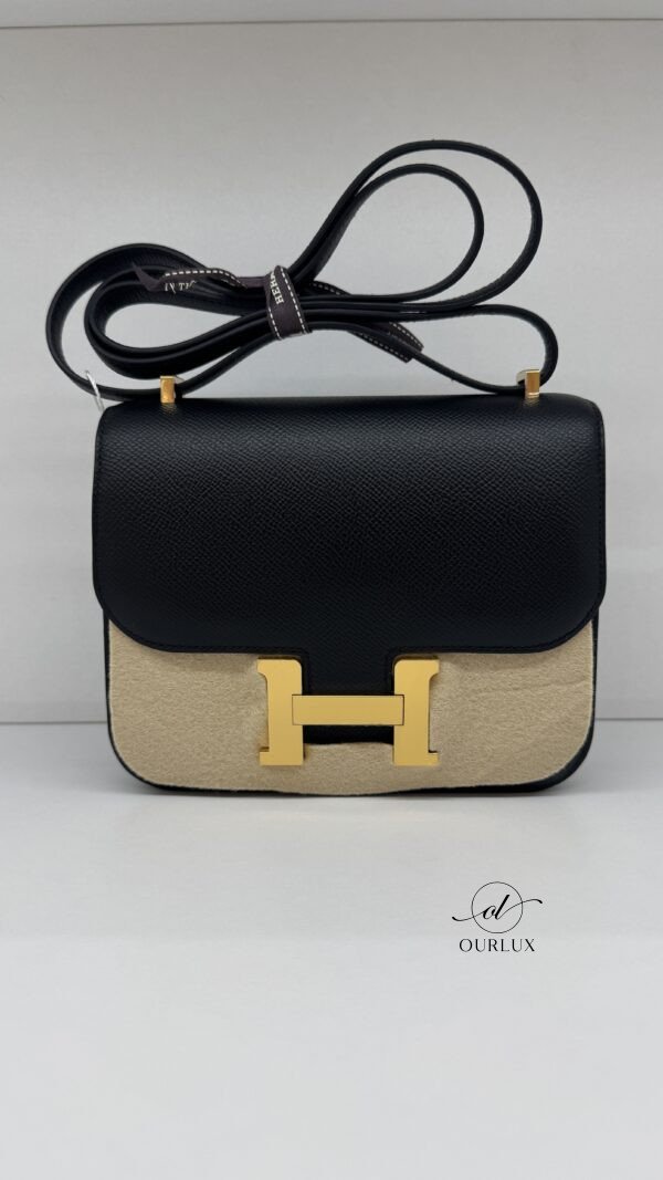 Pre-Owned/ Preloved/ Second Hand Hermes Constance 18 Epsom, Bag in Black, Gold Hardware Color, Mini Size, Front View