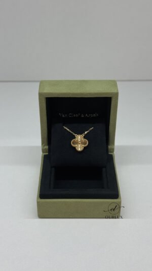 Pre-Owned/ Preloved/ Second Hand Van Cleef & Arpels (VCA) Guilloche Pendant, Necklace in Yellow Gold Color, Vintage Size, Front View