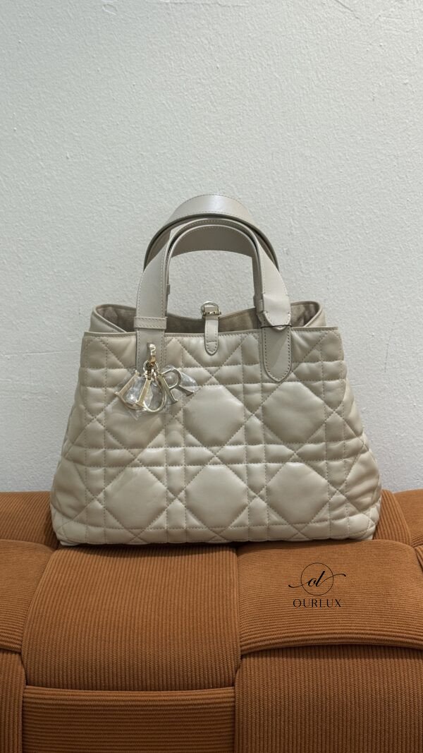 Pre-Owned/ Preloved/ Second Hand Dior Medium Toujours Tote Bag Calfskin, Bag in Beige, Gold Hardware Color, 28.5 x 21.5 x 17 cm Size, Front View