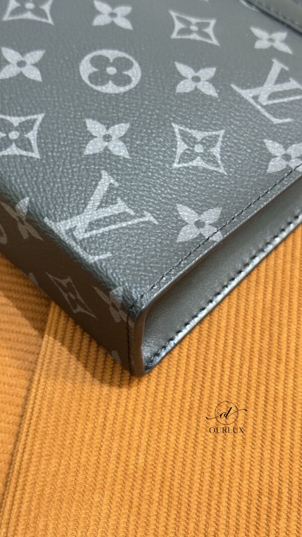 Louis Vuitton (LV) | Gaston wearable clutch crossbody bag monogram canvas