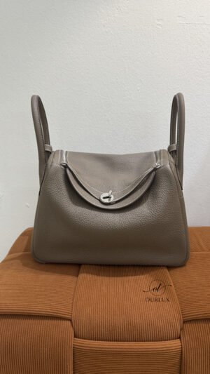 Pre-Owned/ Preloved/ Second Hand Hermes Lindy 30 Clemence, Bag in Etoupe, Silver Hardware Color, 30cm Size, Front View