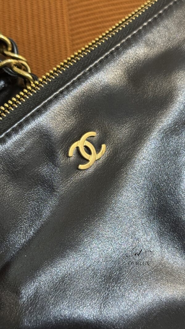 Chanel | Chanel 22 Bag Small