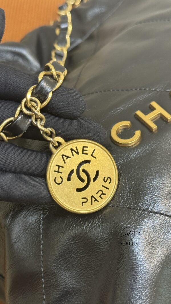 Chanel | Chanel 22 Bag Small