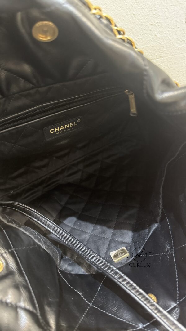 Chanel | Chanel 22 Bag Small