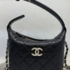 Chanel | 25A Hobo Vanity Top Handle (Detachable Strap)