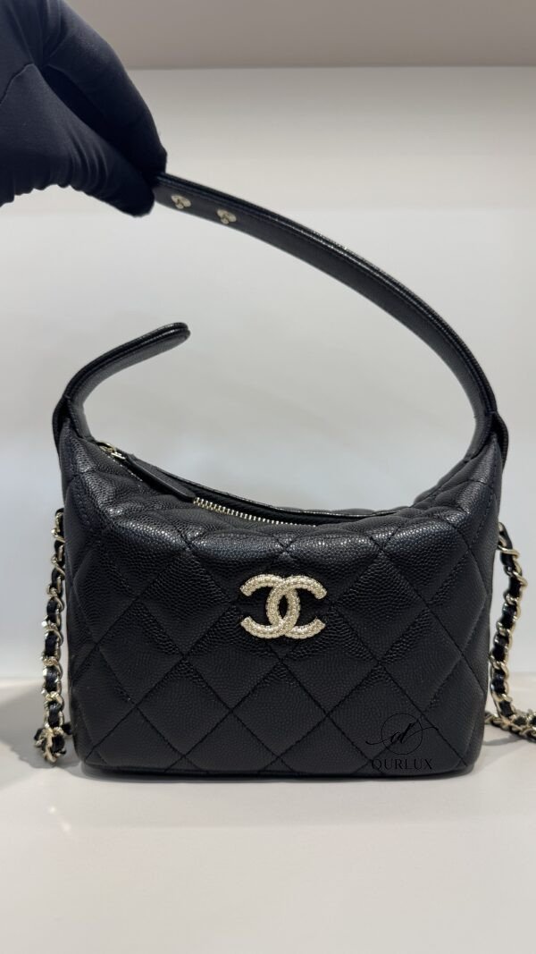 Chanel | 25A Hobo Vanity Top Handle (Detachable Strap)