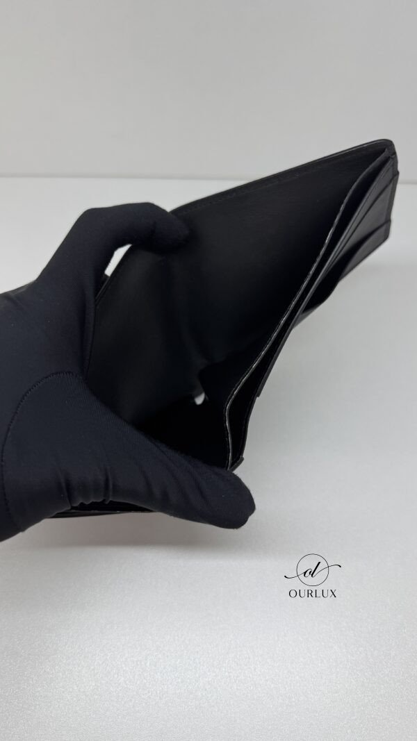 Louis Vuitton (LV) | Men Bi-fold Wallet LV Aerogram Black Calf Leather