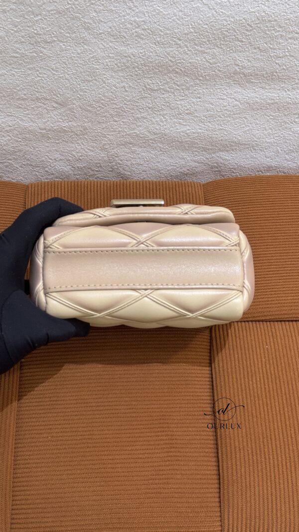 Louis Vuitton (LV) | Pico Go 14 Mini LV Twist