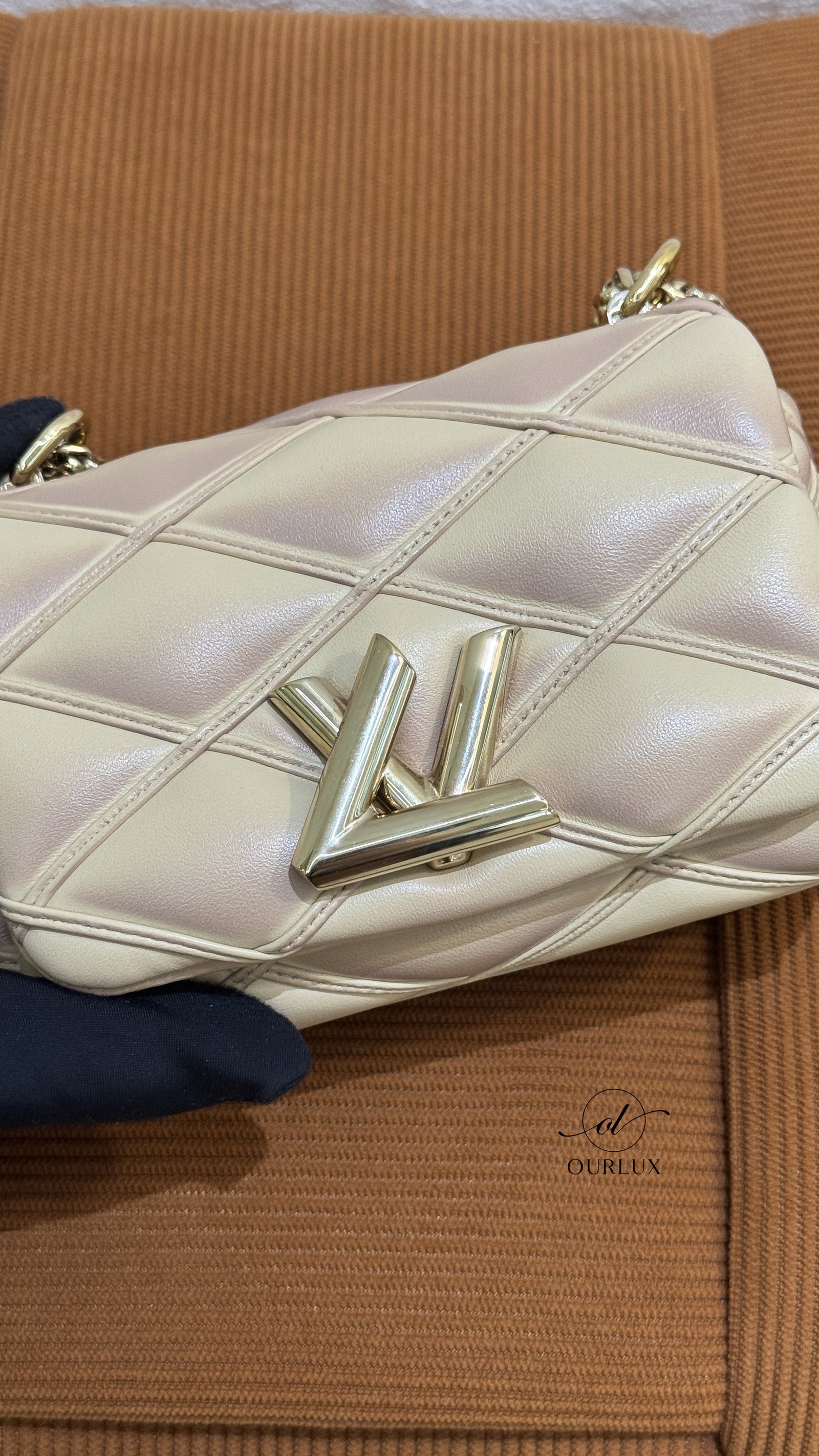 Louis Vuitton (LV) | Pico Go 14 Mini LV Twist