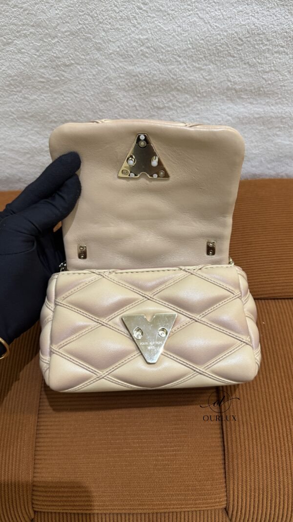 Louis Vuitton (LV) | Pico Go 14 Mini LV Twist