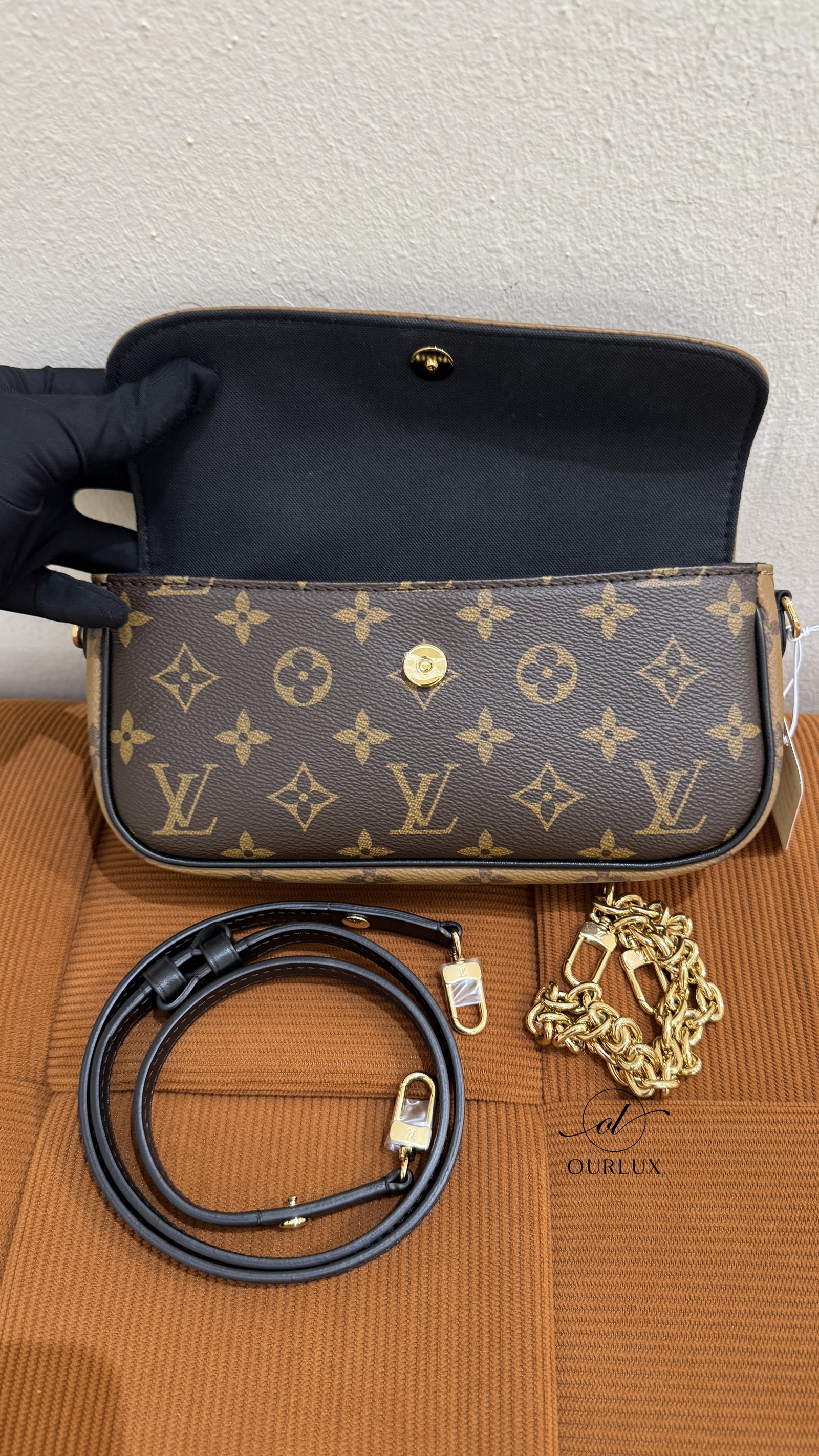 Louis Vuitton (LV) | Ivy Wallet On Chain