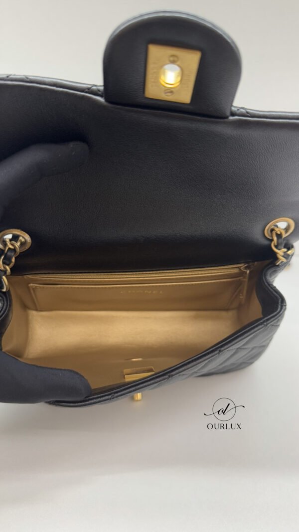 Chanel | Pearl Crush Mini Rectangle