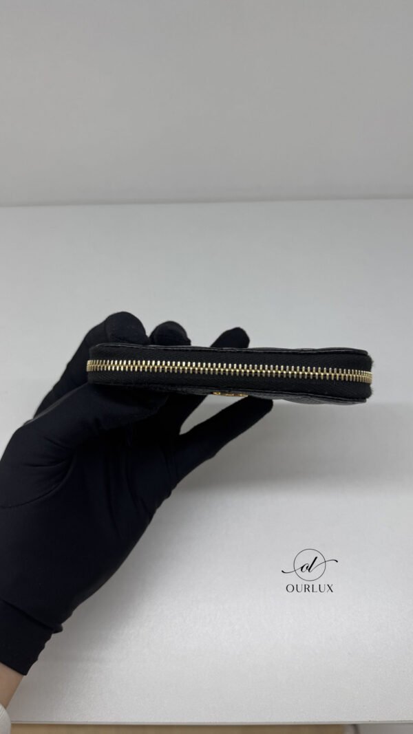 Chanel | Zippy Classic Card Holder Caviar