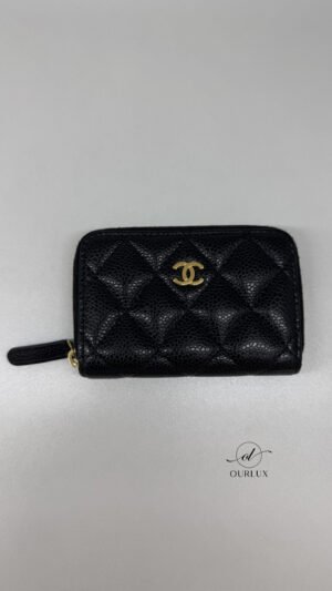 Pre-Owned/ Pre-Loved/ Second-Hand Chanel Zippy Classic Card Holder Caviar, Wallet in Black, Gold Hardware Color,  Size, Front View