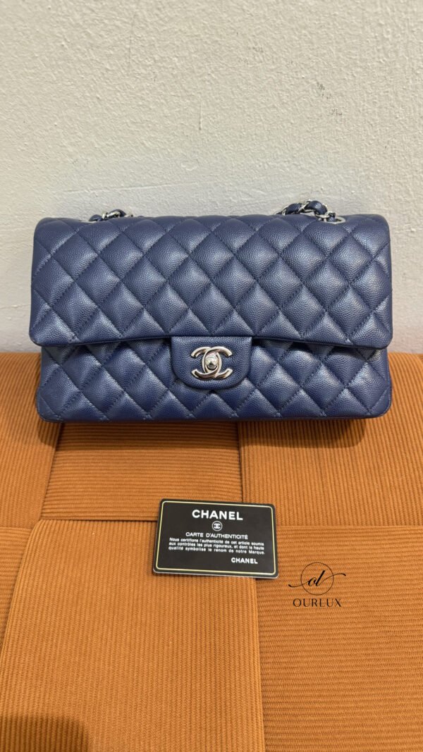 Chanel | Medium Classic Flap Cavair