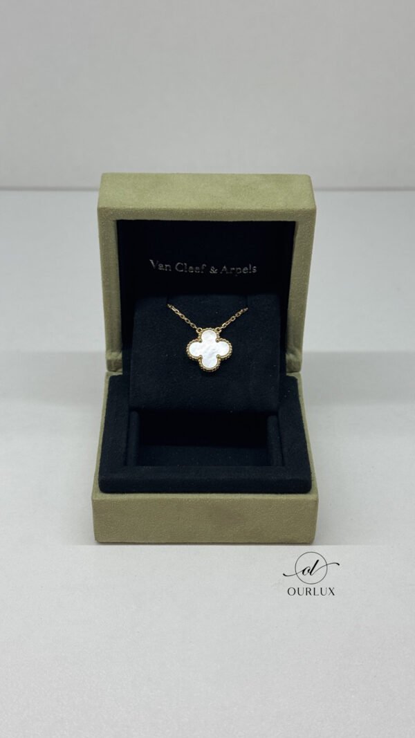 Pre-Owned/ Pre-Loved/ Second-Hand Van Cleef & Arpels (VCA) White Mother Of Pearl Pendant, Necklace in White, Yellow Gold Color, Vintage Size, Front View