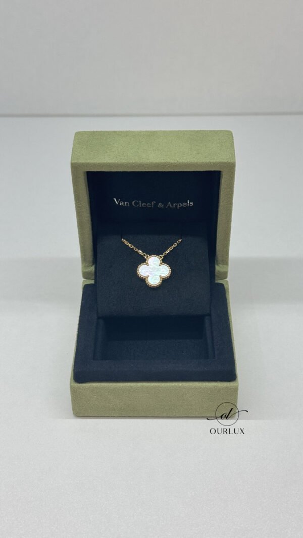 Pre-Owned/ Pre-Loved/ Second-Hand Van Cleef & Arpels (VCA) White Mother Of Pearl Necklace, Necklace in White, Yellow Gold Color,  Size, Front View