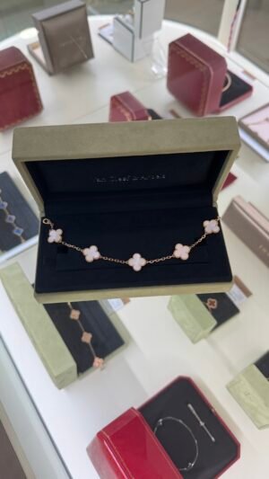 Pre-Owned/ Preloved/ Second Hand Van Cleef & Arpels (VCA) White Mother of Pearl Bracelet, Bracelet in White, Yellow Gold Color, Vintage Size, Front View