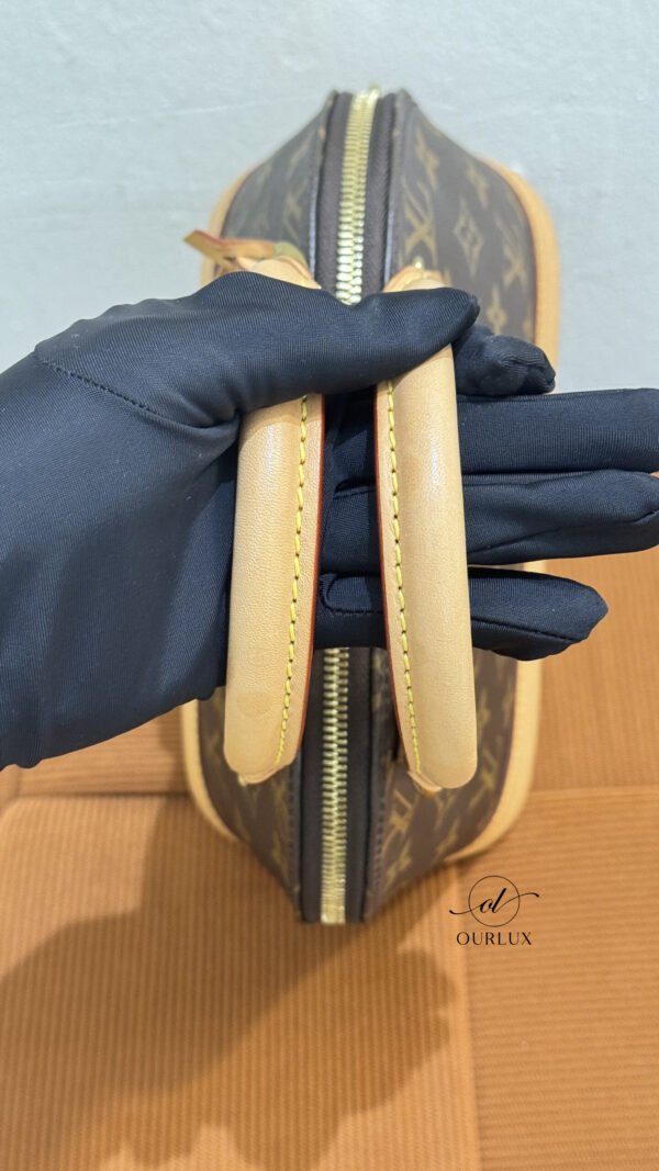 Louis Vuitton (LV) | Alma BB