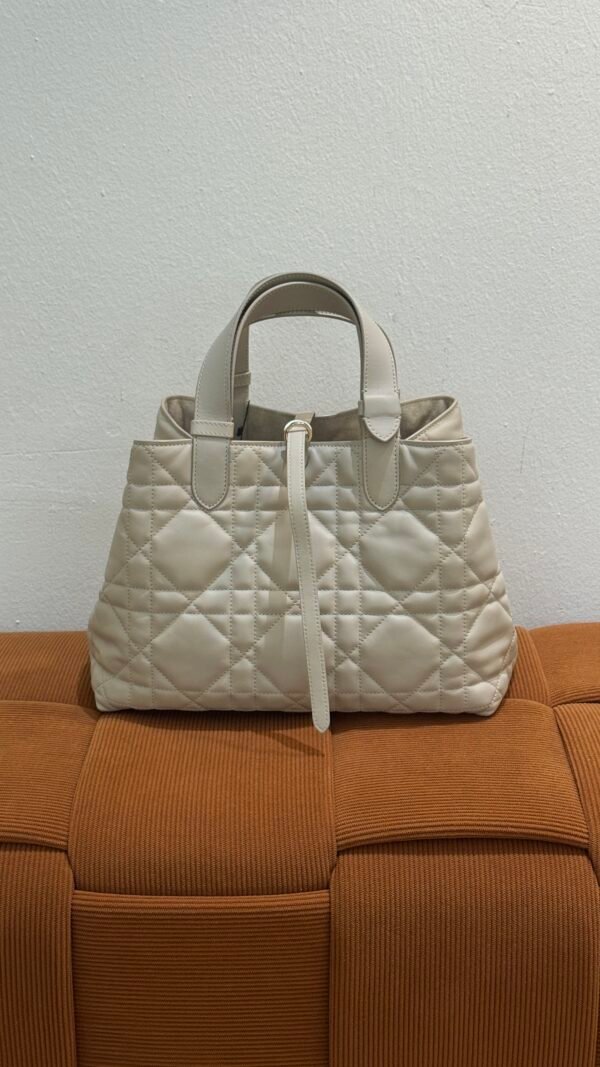 Dior | Medium Toujours Tote Bag Calfskin