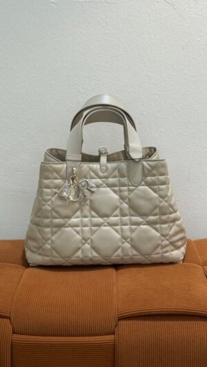 Pre-Owned/ Preloved/ Second Hand Dior Medium Toujours Tote Bag Calfskin, Bag in Beige, Gold Hardware Color, 28.5 x 21.5 x 17 cm Size, Front View