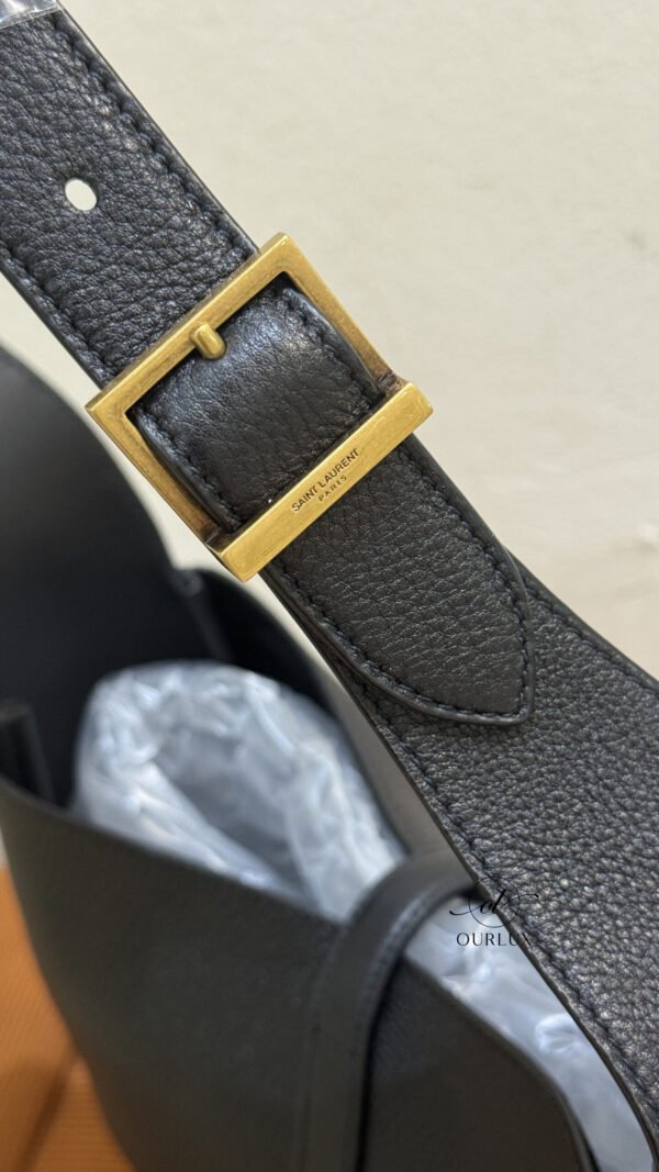 Saint Laurent (YSL) | Small Le 5 A 7 Hobo Tote Bag