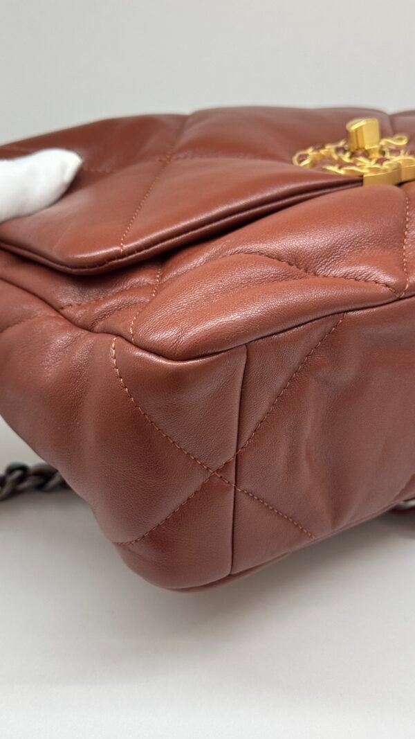 Chanel | Small Chanel 19 Bag