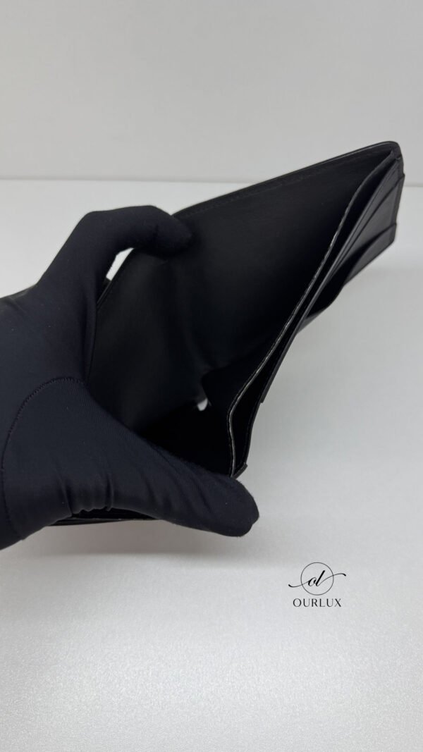 Louis Vuitton (LV) | Men Bi-fold Wallet LV Aerogram Black Calf Leather