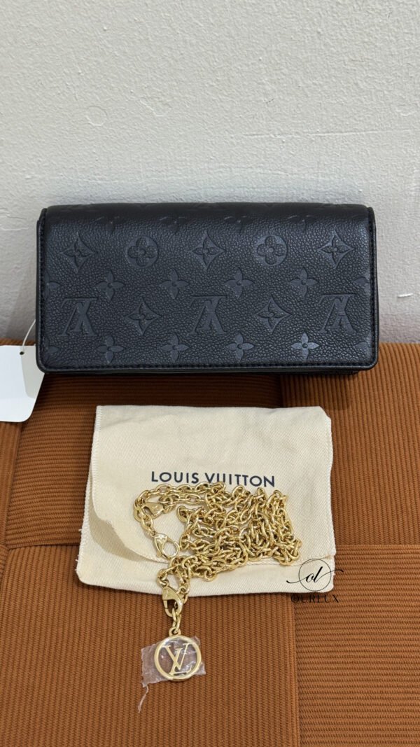 Louis Vuitton (LV) | Lily Wallet On Chain