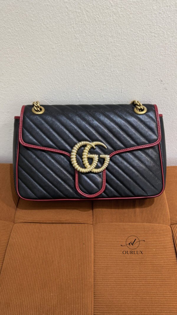 Pre-Owned/ Pre-Loved/ Second-Hand Gucci Marmont Large, Bag in Black, Red Trim, Gold Hardware Color, 30 X 18 X 7 cm Size, Front View