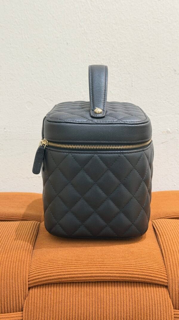 Chanel | Top Handle Vanity Cosmetics Case (Cavair)
