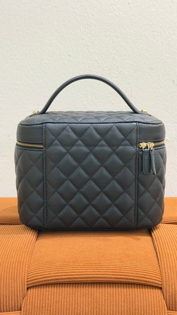 Chanel | Top Handle Vanity Cosmetics Case (Cavair)