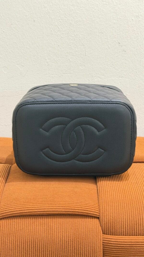 Chanel | Top Handle Vanity Cosmetics Case (Cavair)