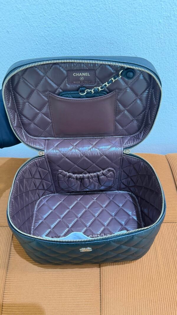 Chanel | Top Handle Vanity Cosmetics Case (Cavair)