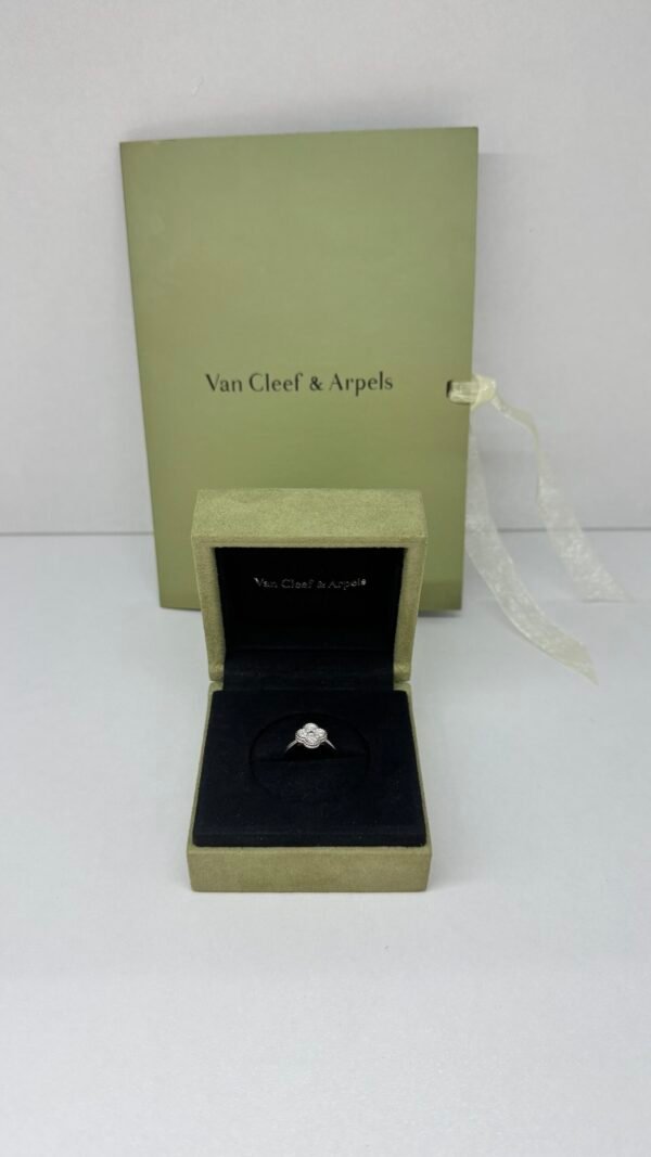 B202502411-Van-Cleef-Arpels-VCA-Diamond-Sweet-Alhambra-Ring-4 Van Cleef & Arpels (VCA) | Diamond Sweet Alhambra Ring