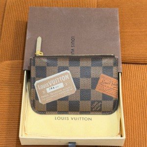 Pre-Owned/ Pre-Loved/ Second-Hand Louis Vuitton (LV) Coin/Key Pouch (Limited Edition), Wallet in Damier Ebene, Gold Hardware Color, 13 x 19 x 1 cm Size, Front View