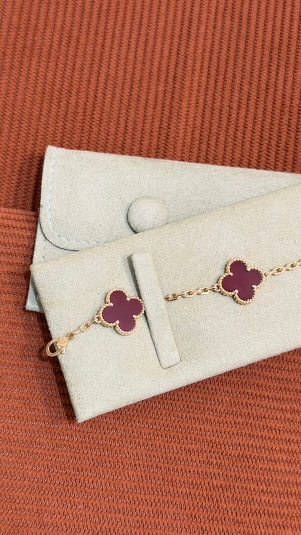Van Cleef & Arpels (VCA) | Carnelian 5 Motif Bracelet