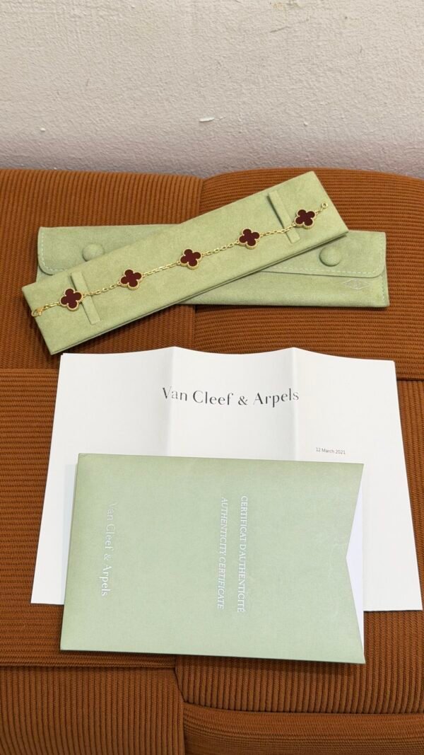 Van Cleef & Arpels (VCA) | Carnelian 5 Motif Bracelet