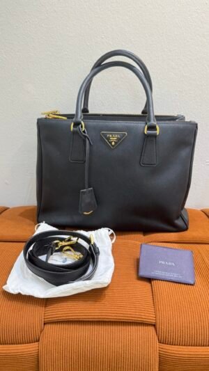 Pre-Owned/ Pre-Loved/ Second-Hand Prada Galleria Top Handle Tote Saffiano Leather, Bag in Black, Gold Hardware Color, 32 x 23 x 14cm Size, Front View