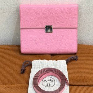 Pre-Owned/ Pre-Loved/ Second-Hand Hermes Clic 16 Wallet Crossbody, Bag in Pink, Silver Hardware (Epsom leather) Color, 16 x 15 x 3.5 cm Size, Front View