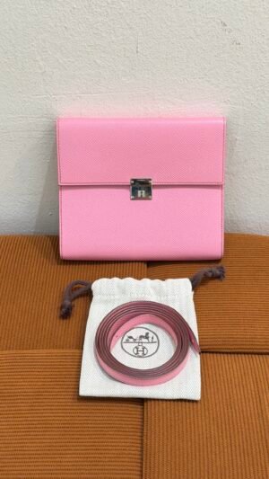Pre-Owned/ Pre-Loved/ Second-Hand Hermes Clic 16 Wallet Crossbody, Bag in Pink, Silver Hardware (Epsom leather) Color, 16 x 15 x 3.5 cm Size, Front View