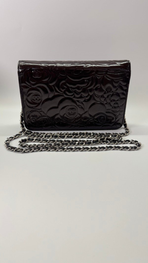 Chanel | Camellia Wallet On Chain