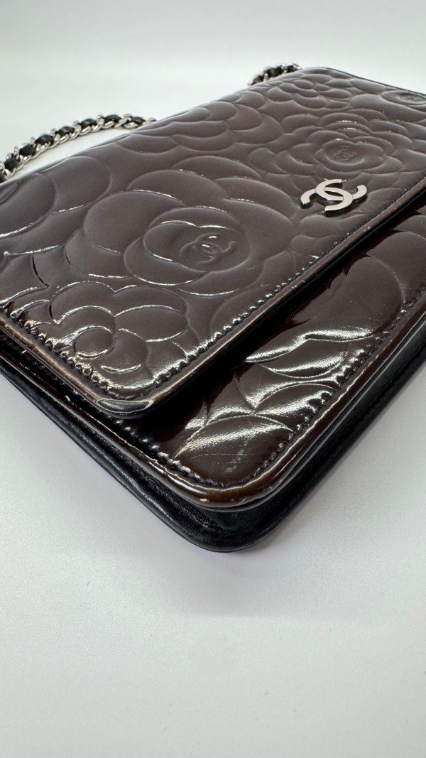 Chanel | Camellia Wallet On Chain