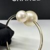 b202501467-chanel-pearl-cc-bracelet-4 Chanel | Pearl CC Bracelet