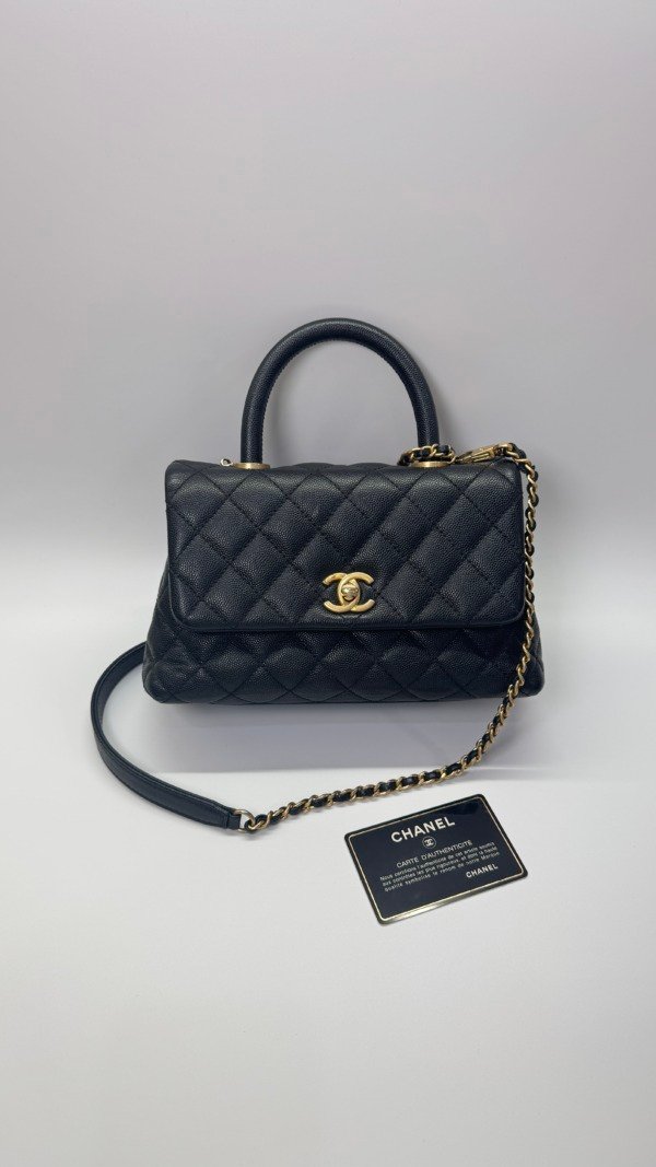 b202501504-chanel-small-coco-handle-caviar Pre-Owned/ Pre-Loved/ Second-Hand Chanel Small Coco Handle Caviar, Bag in Black, Gold Hardware Color, Small Size, Front View