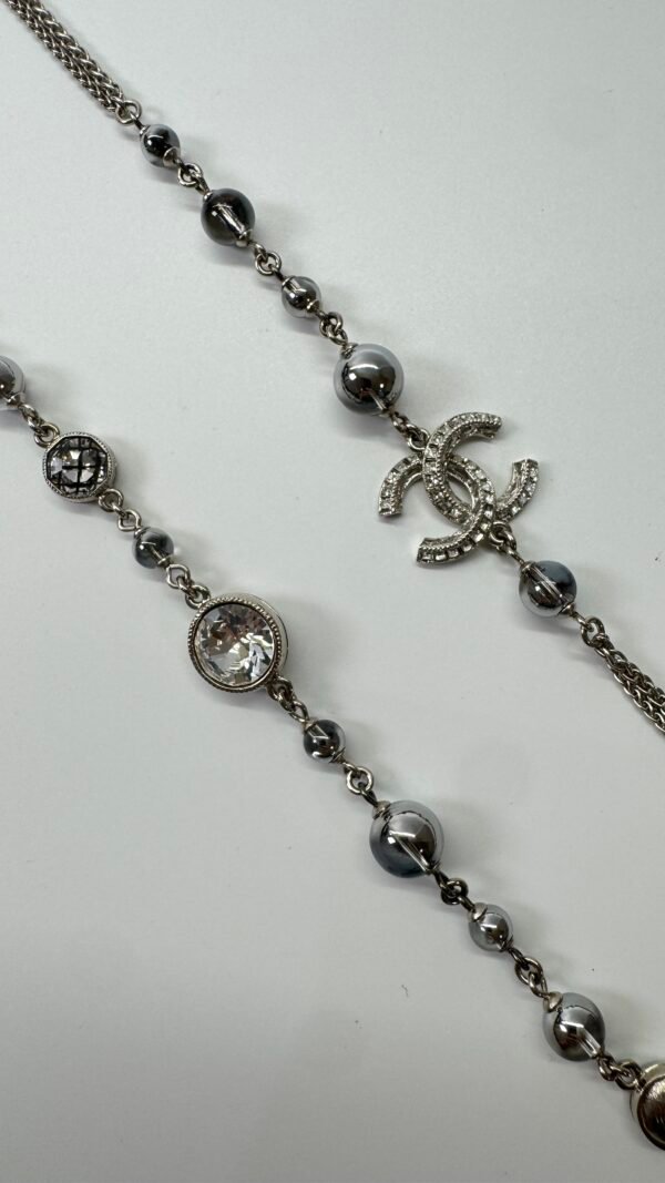 b202501513-chanel-long-necklace-2 Chanel | Long Necklace