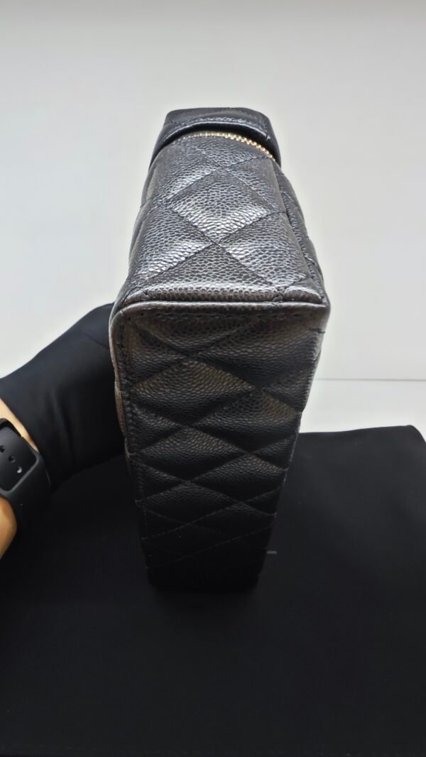 Chanel | LP Top Handle Vanity On Chain Cavair