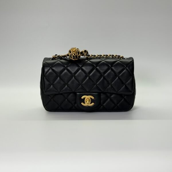 b202501117-chanel-pearl-crush-mini-rectangle Pre-Owned/ Pre-Loved/ Second-Hand Chanel Pearl Crush Mini Rectangle, Bag in Black, Gold Hardware Color, Mini Size, Front View