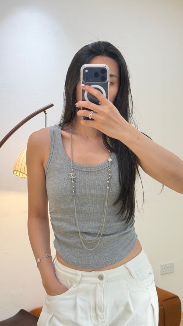 b202501513-chanel-long-necklace-5 Chanel | Long Necklace