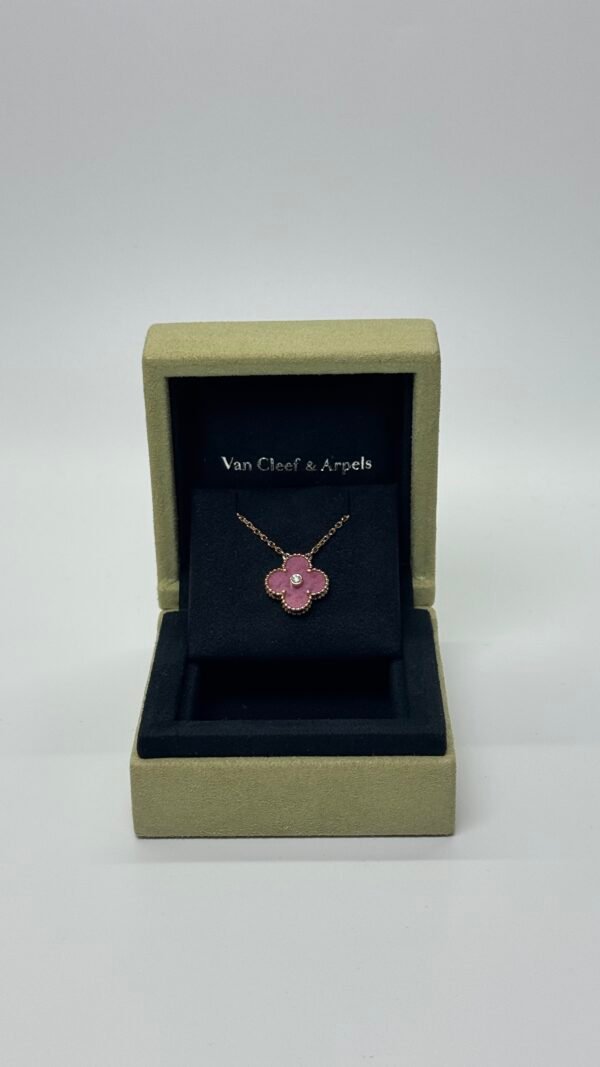 b202502551-van-cleef-arpels-vca-rhodonite-pink-holiday-pendant-2021 Pre-Owned/ Pre-Loved/ Second-Hand Van Cleef & Arpels (VCA) Rhodonite Pink Holiday Pendant 2021, Necklace in Pink, Rose Gold Color, Size, Front View
